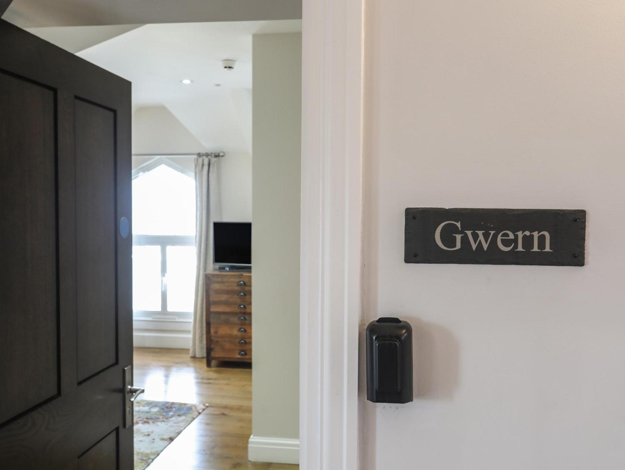 Harlech Apartments - Gwern Экстерьер фото