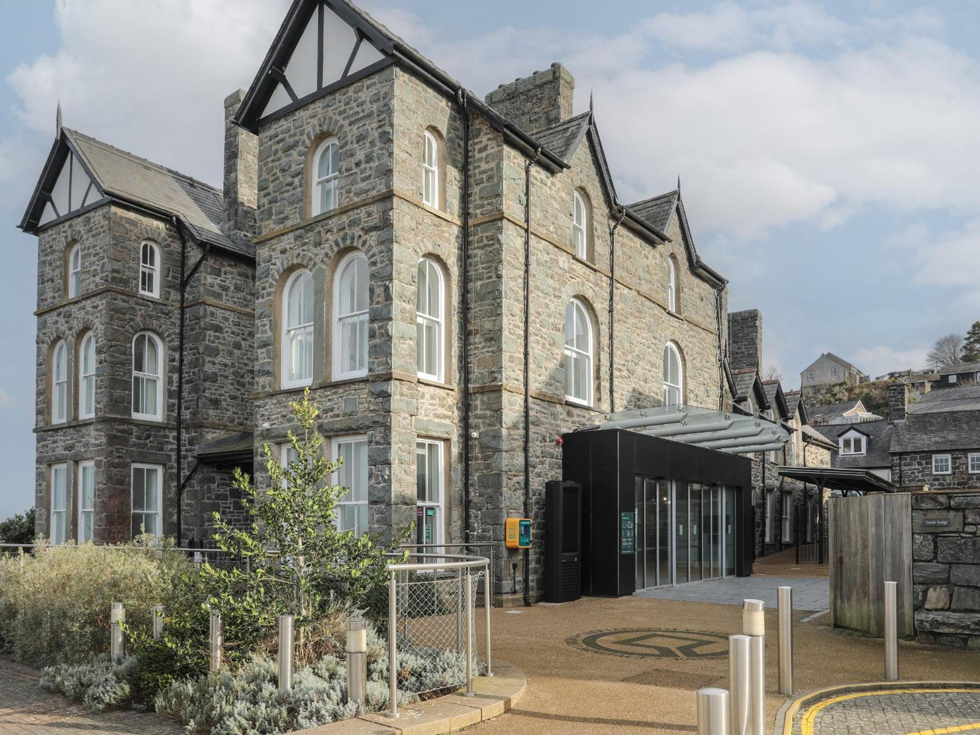 Harlech Apartments - Gwern Экстерьер фото